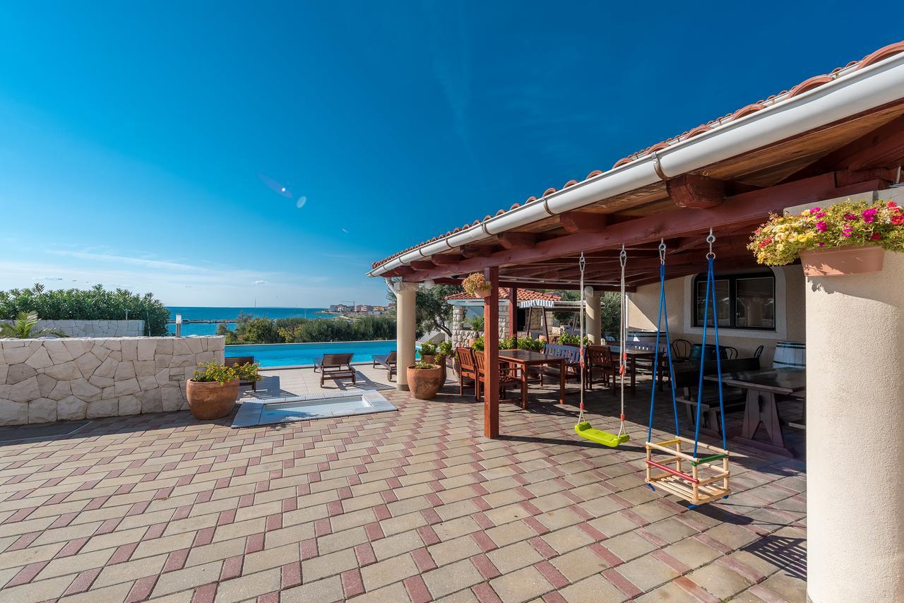 Villa Jurac Povljana Eksteriør billede